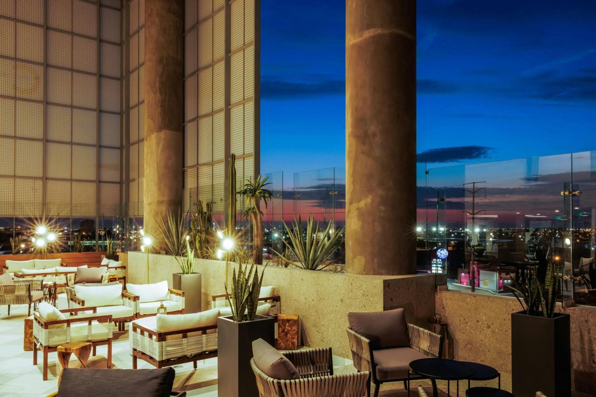 Courtyard By Marriott Mexicali Hotel Exterior photo